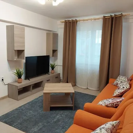 Apartament Situat In Centrul Vechi Al Constantei *